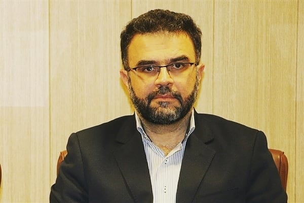 پیام تبریک رئیس شورای اسلامی کهن شهر شوشتر به مناسبت گرامیداشت هفته دولت و روز کارمند