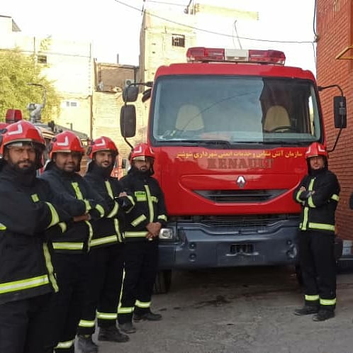 آتش‌نشانان کهن شهر شوشتر  به کلاه حرفه ای ضد حریق  مجهز شدند