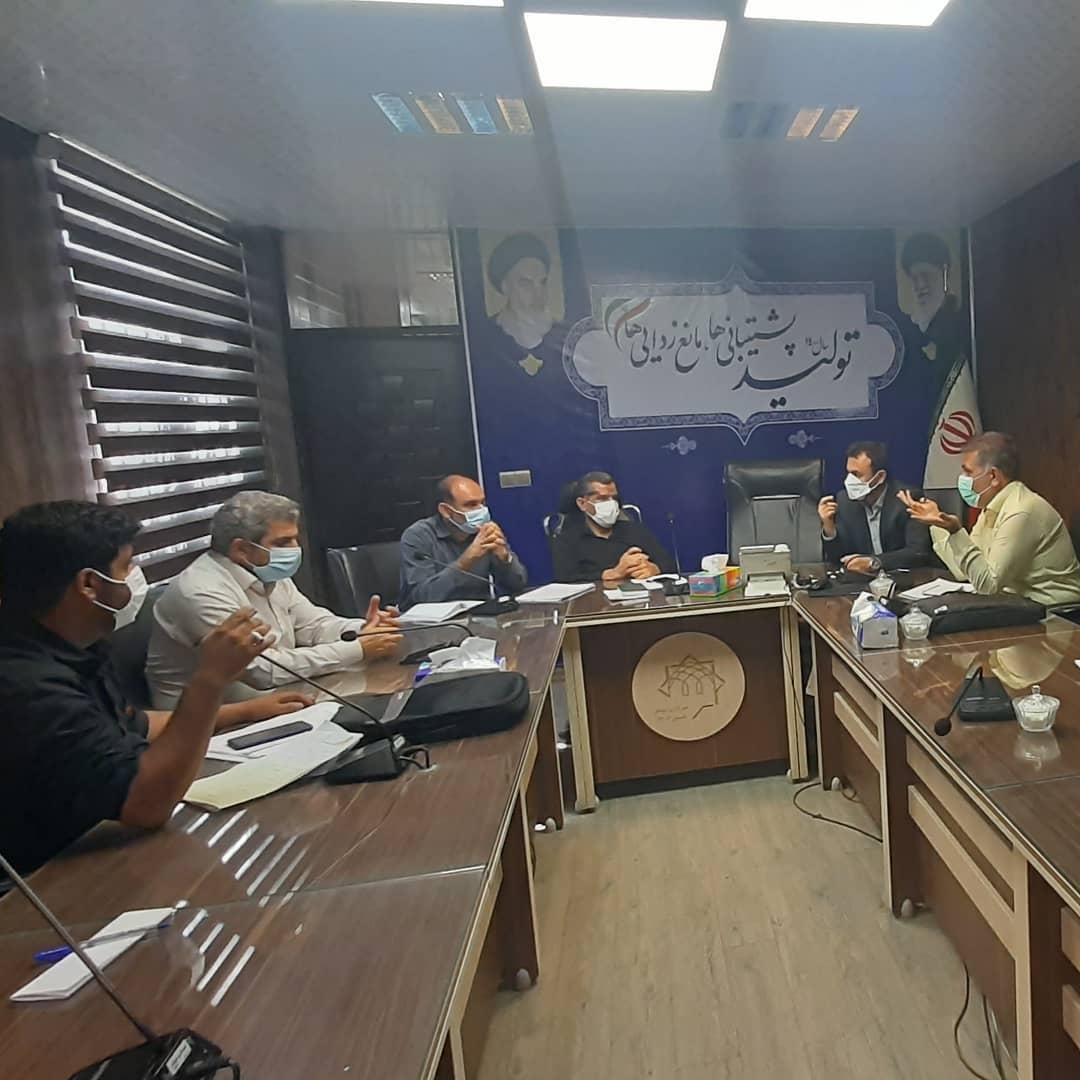 برگزاری جلسه باحضور سرپرست شهرداری اعضای شورای اسلامی و مدیران خدمات شهری